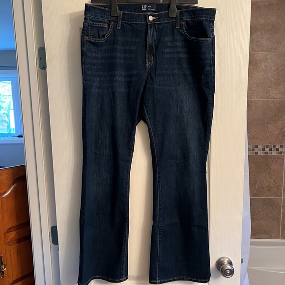 Gap Jeans - Picture 1 of 5